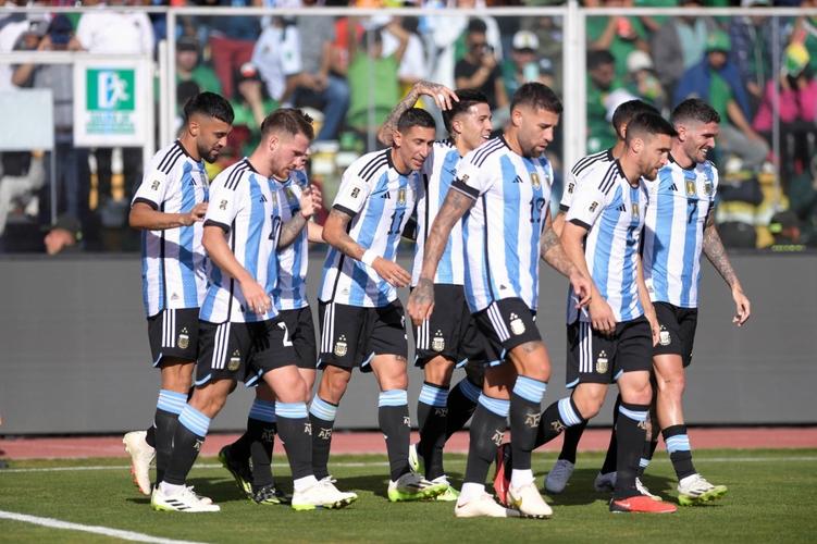 世预赛阿根廷3-0玻利维亚